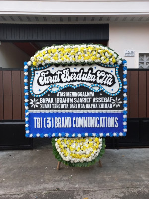 Papan Bunga Duka di Gunung Sahilan